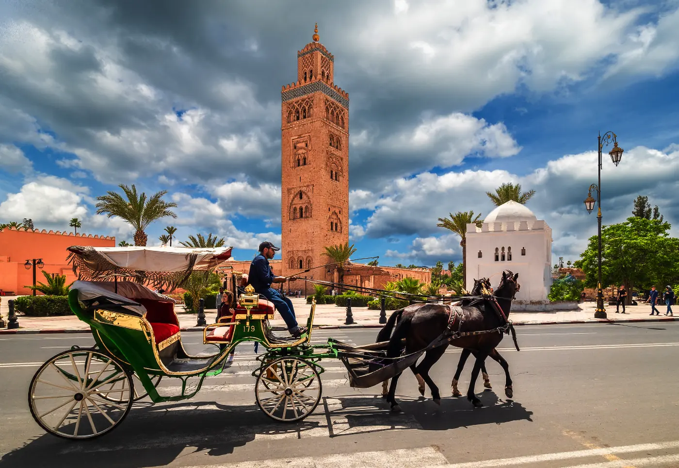 Calèche devant la Koutoubia à Marrakech